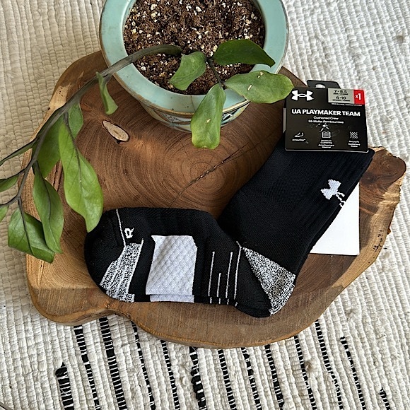 Under Armour - Picture 3 of 6